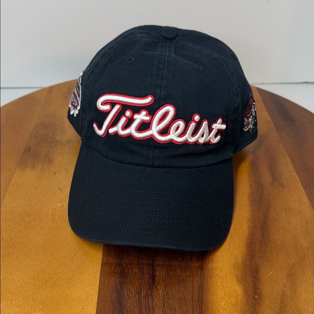 Titleist University of Georgia Bulldog Golf hat, National Champions 2021 NWT